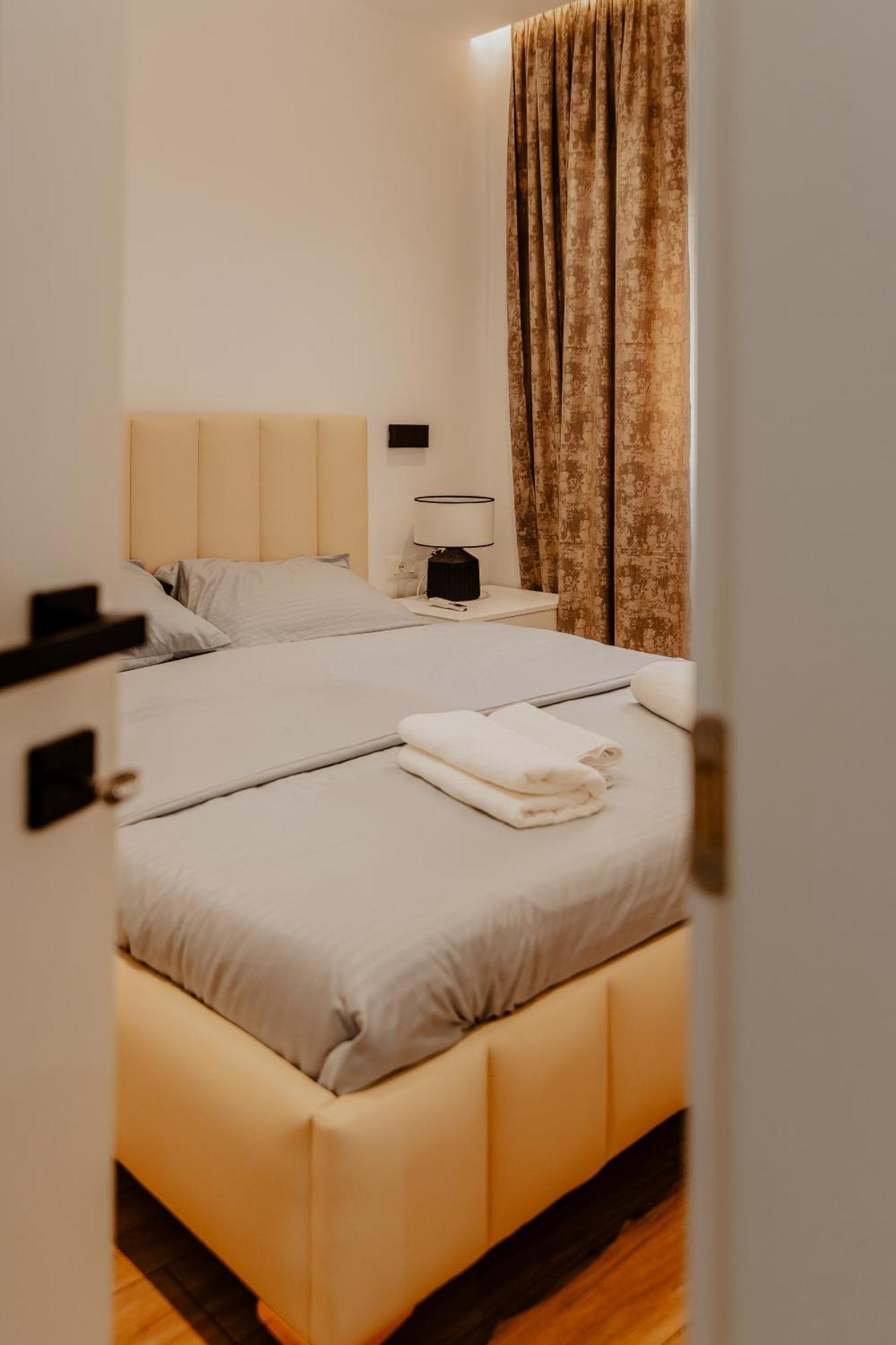 Suite Dolce Vita Tirana Exteriör bild
